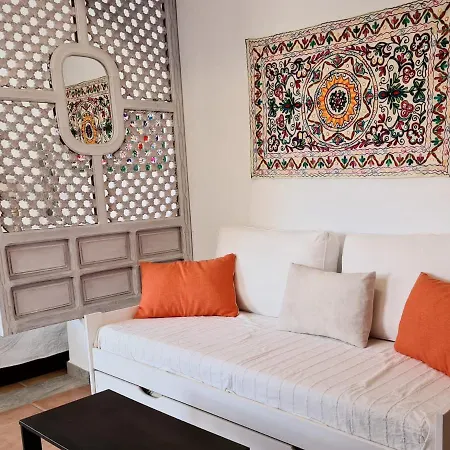 Apartamento Negras Centro. Al Lado Del Mar. Con Dos Terrazas Las Negras