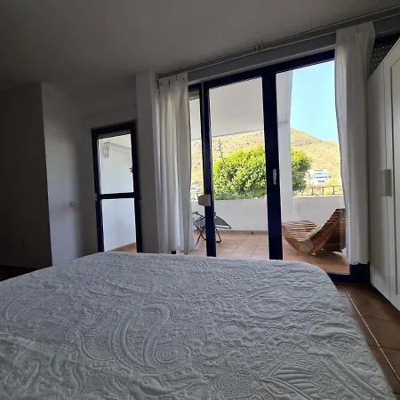 Negras Centro. Al Lado Del Mar. Con Dos Terrazas Apartamento