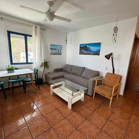 Apartamento Negras Centro. Al Lado Del Mar. Con Dos Terrazas *
